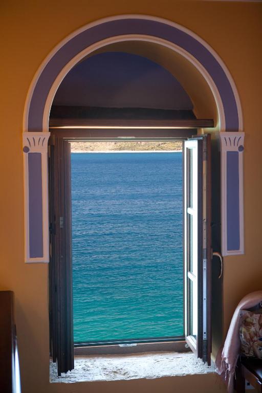 Mavromichalai Hotel Limeni Room photo
